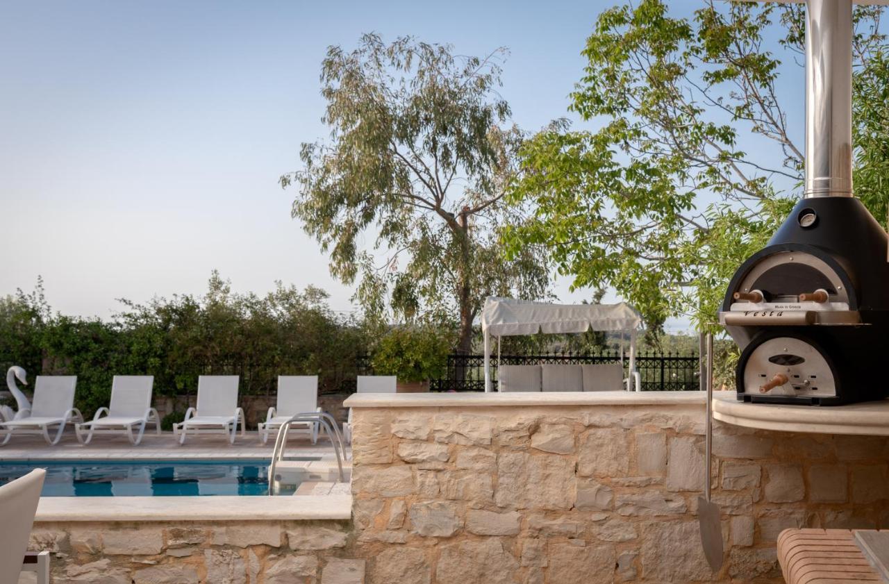 Tsourlakis Residence, An Oasis Of Tranquility, By Thinkvilla Pigi  Exterior photo
